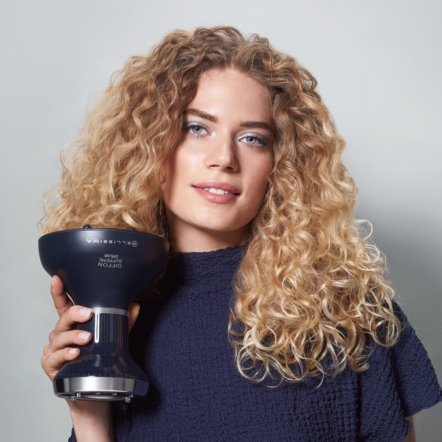 Kit de secador de pelo profesional con accesorios Creativity 4 You® y difusor de aire caliente Diffon® Supreme Deluxe XL con iones